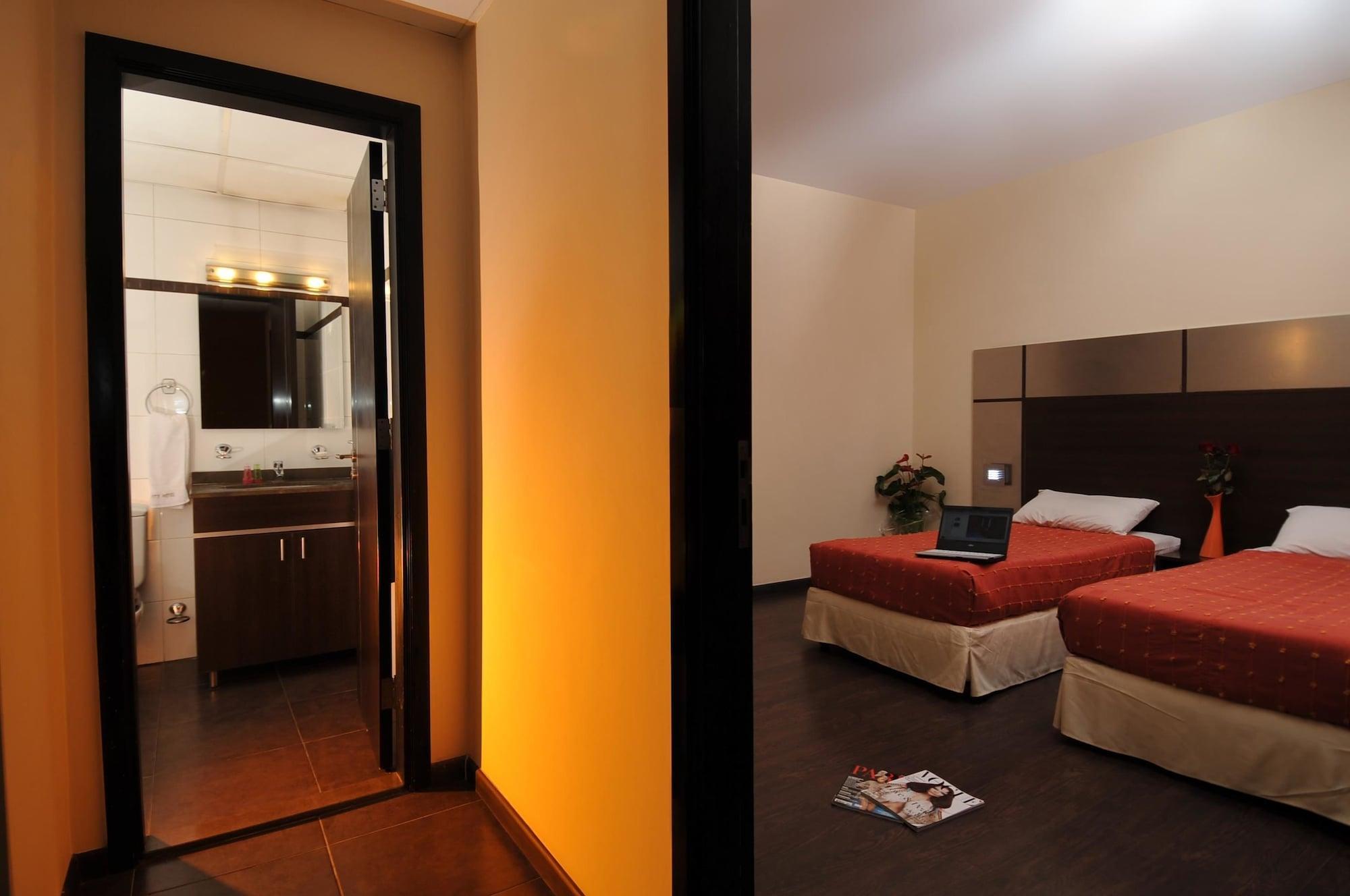 Suite Hotel Chrome - Beirut Ngoại thất bức ảnh