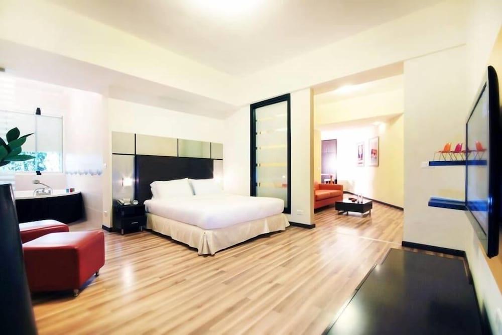Suite Hotel Chrome - Beirut Ngoại thất bức ảnh