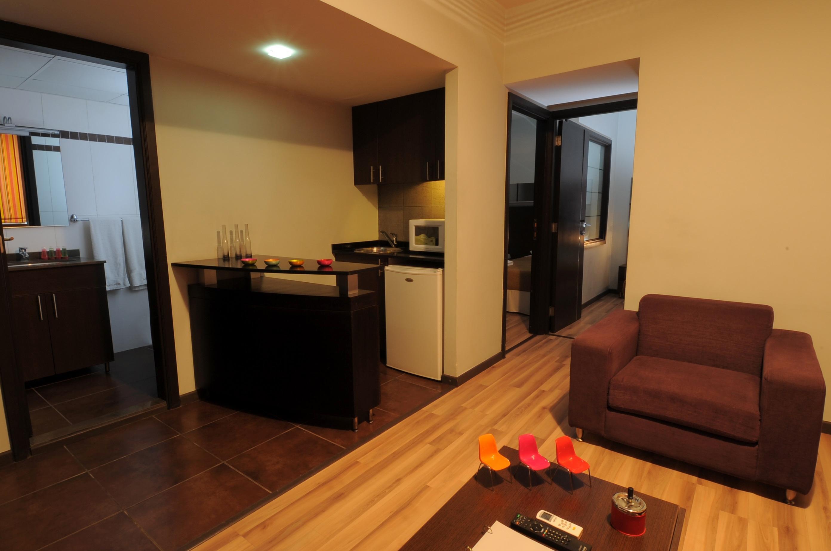 Suite Hotel Chrome - Beirut Ngoại thất bức ảnh