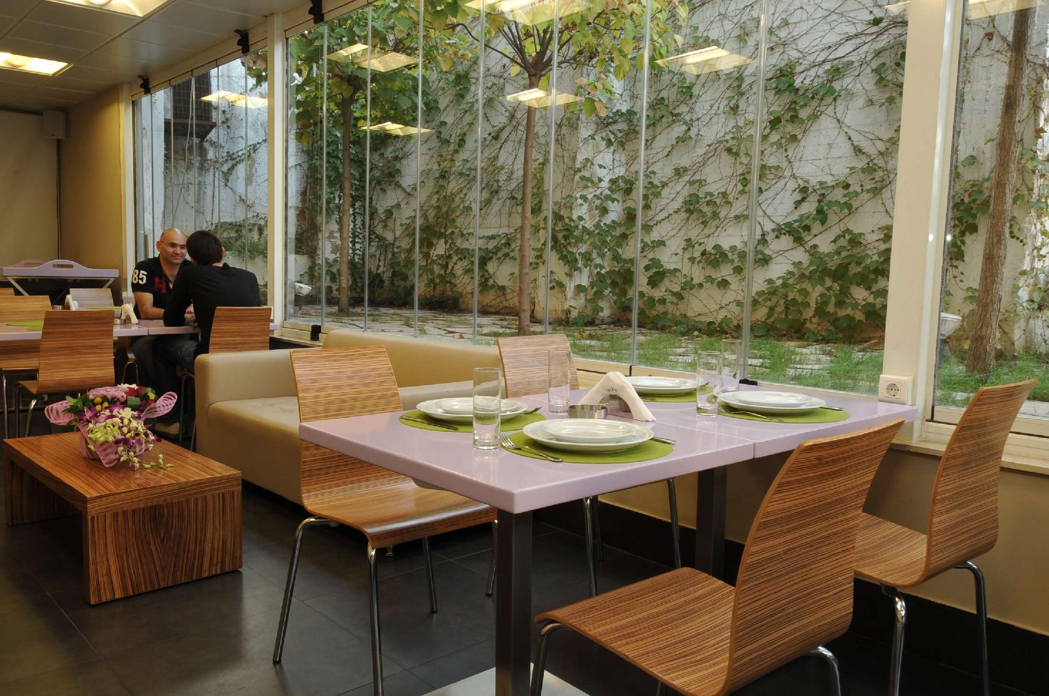 Suite Hotel Chrome - Beirut Ngoại thất bức ảnh